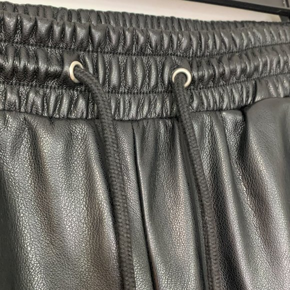 AVEC LES FILLES x BAGATELLE Black Faux Vegan Leather Fleece Lined Joggers Sz S - Picture 4 of 12